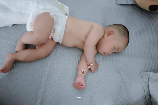 北票怀孕多久肚子会胀气